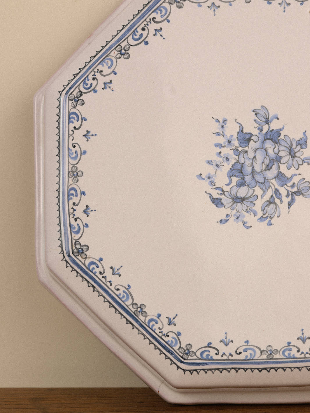 Vintage Octagonal Moustiers Faïence Trivet