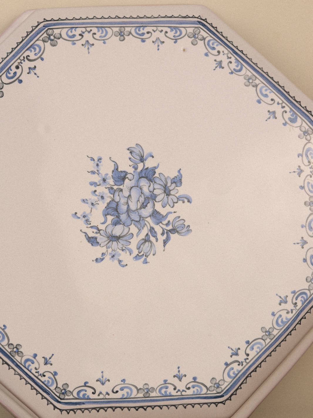 Vintage Octagonal Moustiers Faïence Trivet