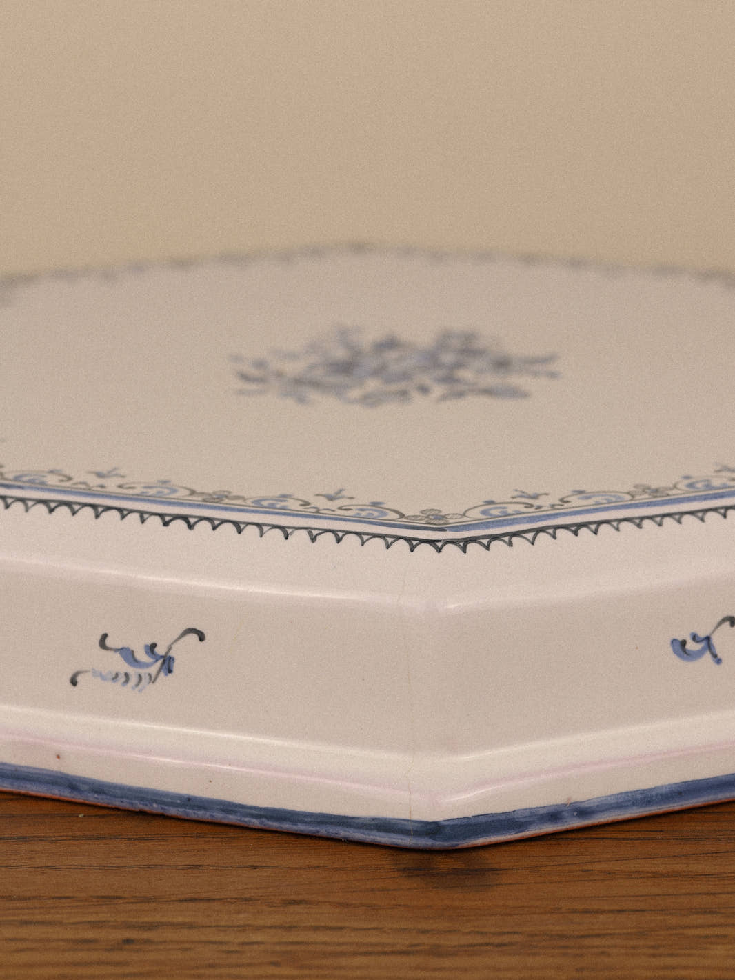 Vintage Octagonal Moustiers Faïence Trivet