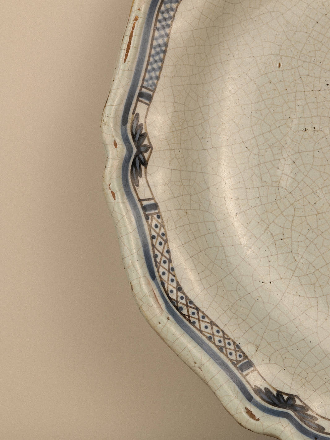 Antique 19th Century Round Faïence Platter